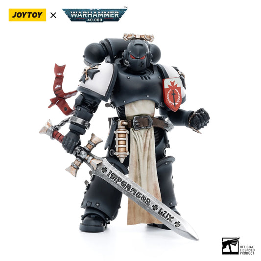 Figura d'azione Warhammer 40K Space Marines Black Templars Outriders Brother Valtus, dettagliata e in posa, marca Otaku Family Store.