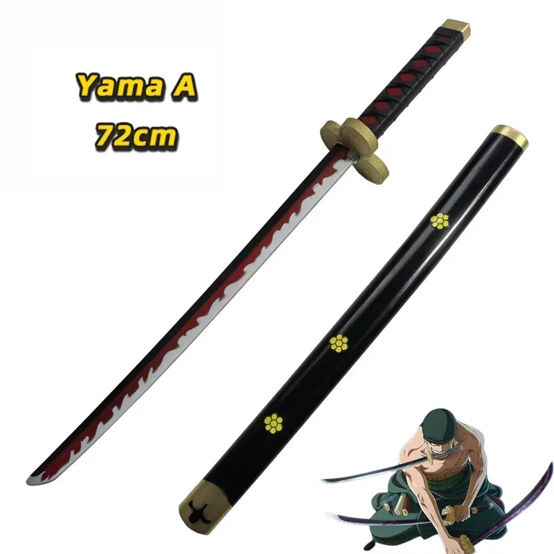 Costume cosplay One Piece con spade, lunghezza 72 cm, brand Otaku Family Store, dettagli realistici e colori vivaci.