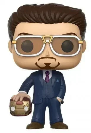 Funko Pop Spider-Man Tony Stark #225 edizione limitata, figura in vinile con dettagli di Spider-Man e Tony Stark in posa.