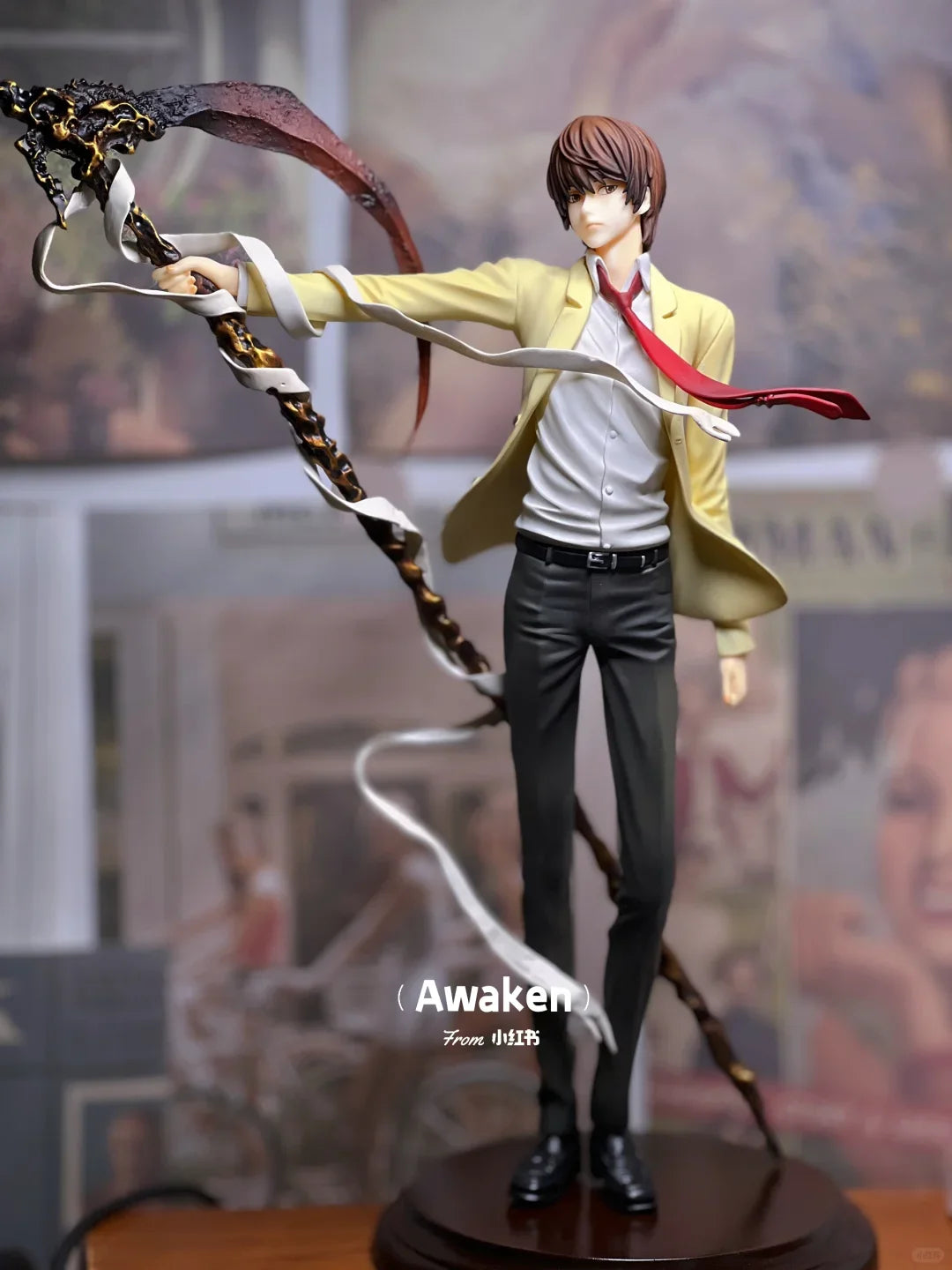 Figura d'azione Yagami Light di 26 cm dalla serie Death Note, statuina in PVC dettagliata e ideale come collezione o regalo.