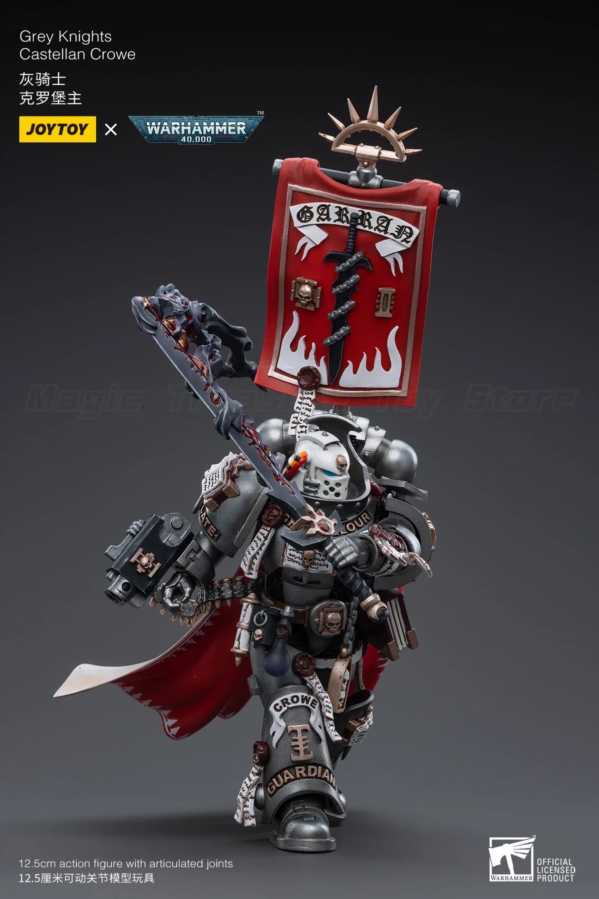 Figura d'azione Warhammer 40K Grey Knights Castellan Crowe della linea JoyToy, dettaglio di personaggio con armatura e armi.