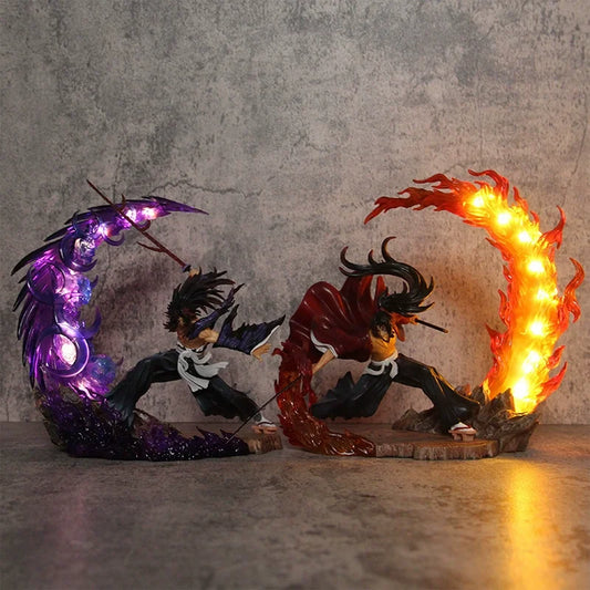 Statua in PVC di Yoriichi Tsugikuni contro Kokushibo, figura da collezione Demon Slayer, altezza 23 cm, con effetto glow.