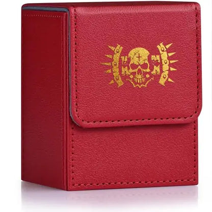 Scatola portacarte in Pelle PU Otaku Family Store per mazzi di carte TCG, capienza oltre 100 carte singolarmente protette.