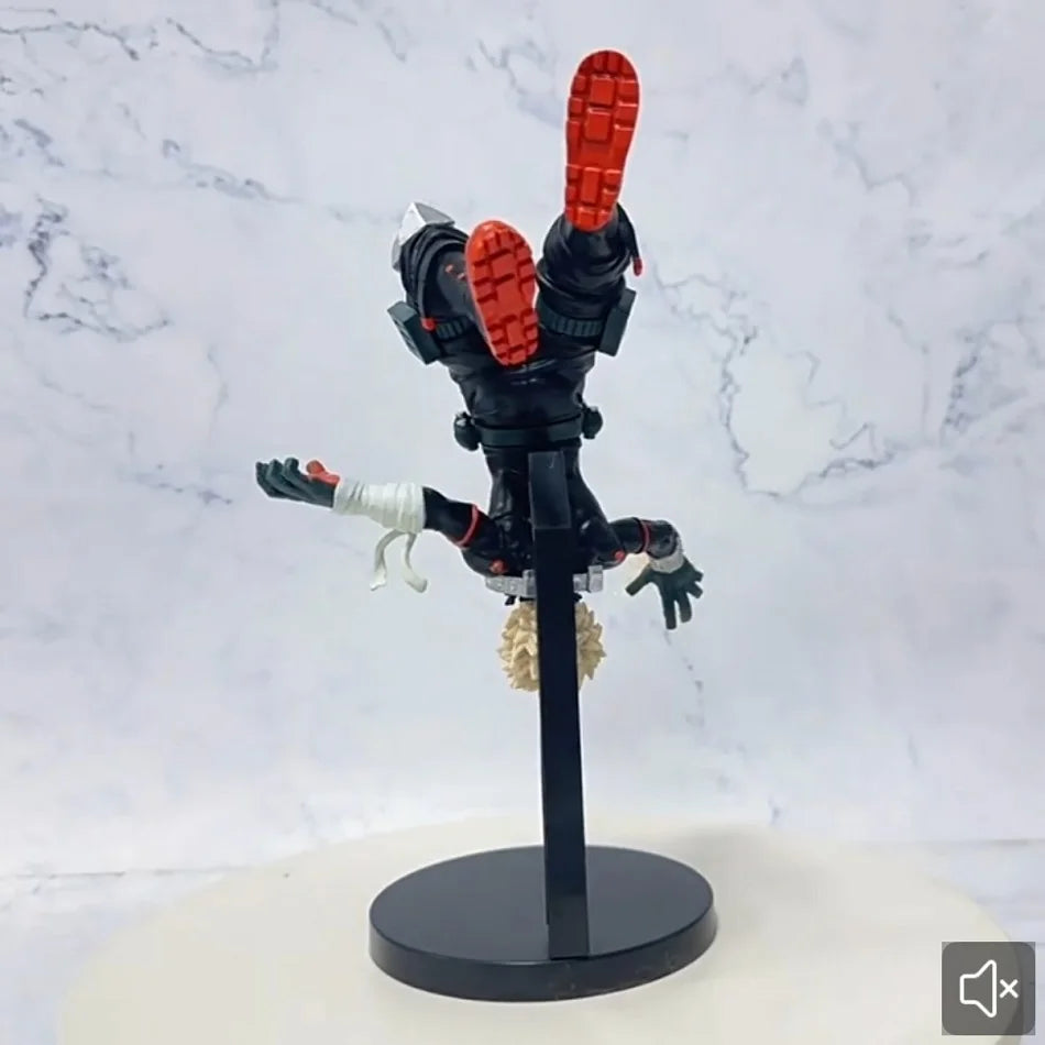 Figura d'azione Bakugou Katsuki di My Hero Academia, figura in PVC da 22cm, decorativa e da collezione, perfetta come regalo natalizio.