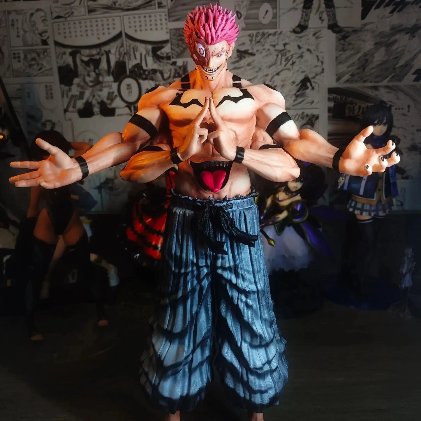 Statua anime Jujutsu Kaisen Ryomen Sukuna forma precoce, figura da collezione di 30cm, spirito maledetto in posa dinamica