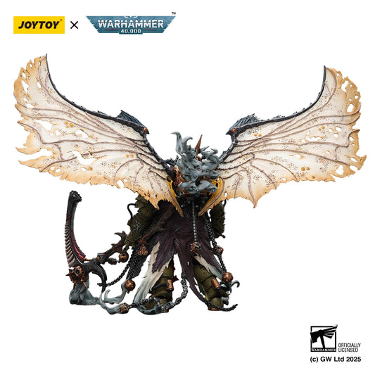 Action figure Warhammer 40K Mortarion Daemon Primarch Nurgle, modello 1/18 di Otaku Family Store Online, dettagliando armatura e armi.