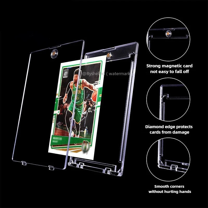 Set di 10 porta carte rigidi Top Loader Magnetici 35pt per TCG e sport card, marca Otaku Family Store Online, con carte inserite