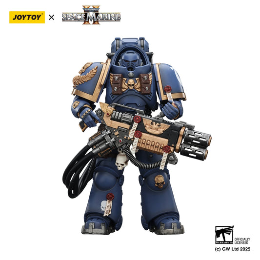 Action figure Otaku Family Store Warhammer 40K Ultramarines Relic Primus in pose, dettagliata e ben visibile.