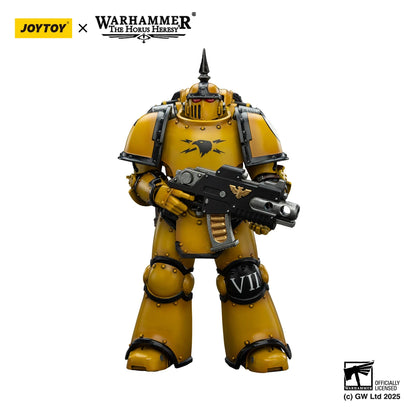Action figure Warhammer "The Horus Heresy" Space Wolves e Blood Angels, Imperium Fists MK III, dettagli realistici, posizionato in scena