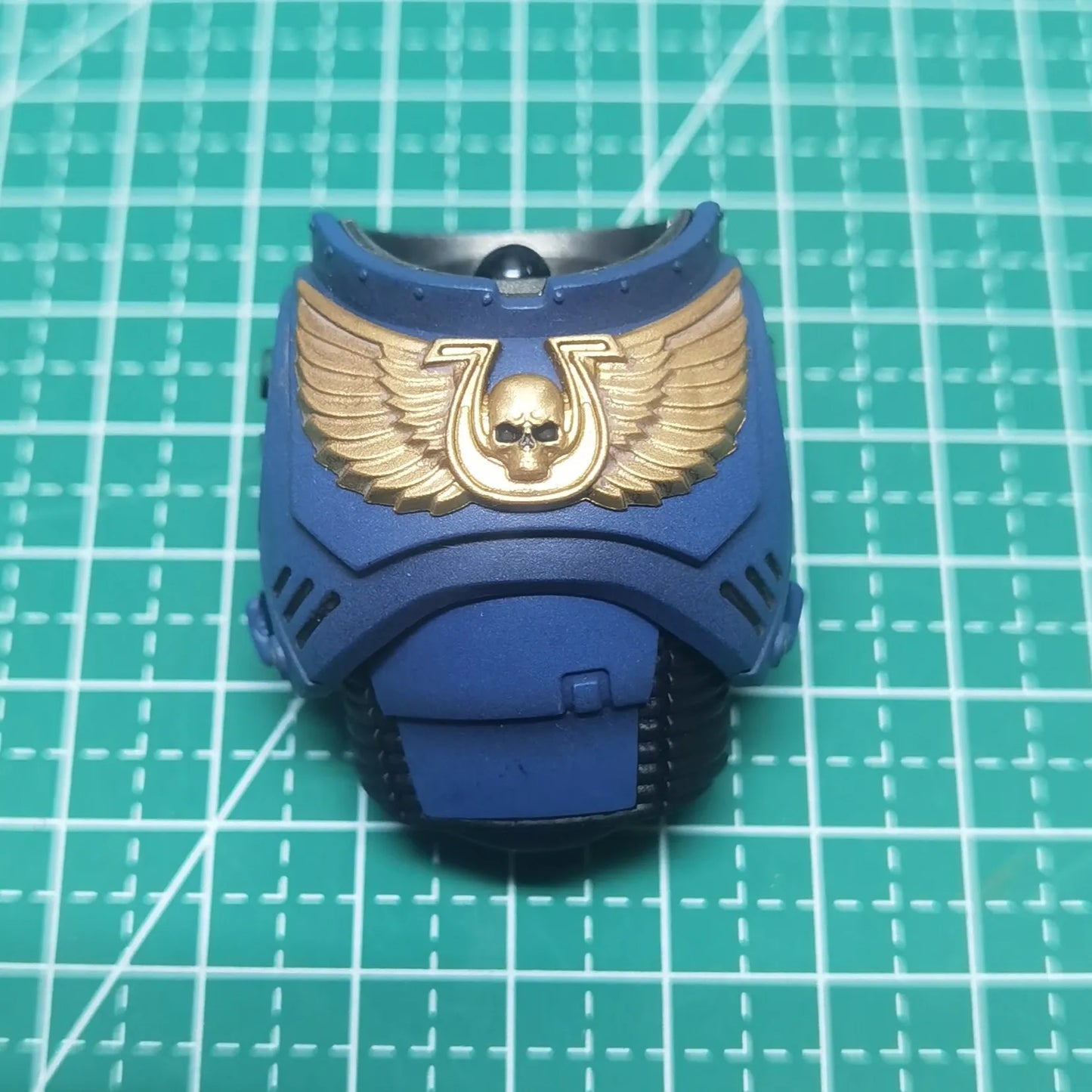 Action figure Warhammer 40K Ultramarines Titus con laures di vittoria, altezza 3,75 pollici, marca Otaku Family Store Online