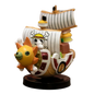 Figura d'azione Luffy da 7cm ispirata a One Piece, personaggio anime, marca Otaku Family Store, con dettagli vivaci e dinamici