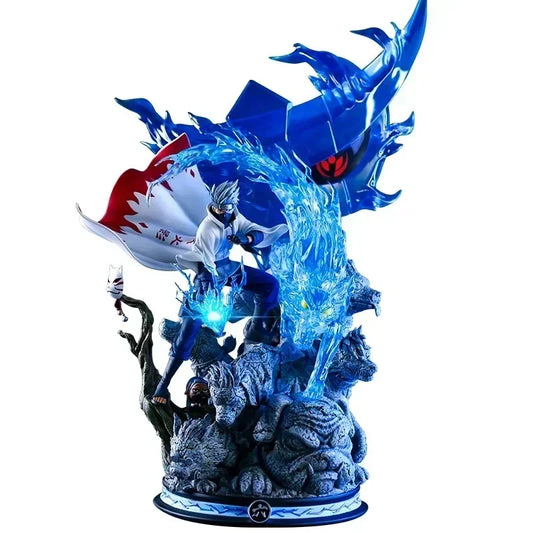 Action figure di Kakashi Hatake, icona dei ninja, in versione da collezione, con dettagli accurati e posa dinamica.