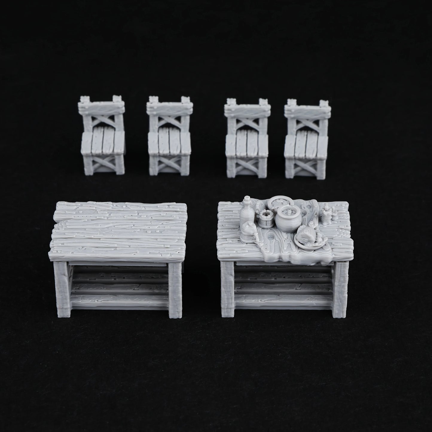 Miniatura di tavolo rustico in miniatura per giochi di ruolo, con mobili dettagliati per tabletop RPG, pezzo di scena per fan del gioco.