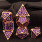 Set di 7 dadi poliedrici in metallo per Dungeons & Dragons, gadget Otaku Family, con numeri visibili e dettagli lucidi