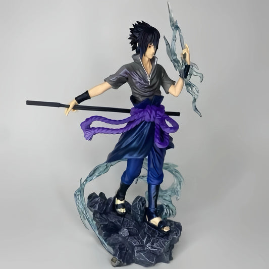 Figura d'azione Naruto e Sasuke della collezione Otaku Family Store, dettagliata e colorata, rappresenta i due personaggi anime giapponesi.