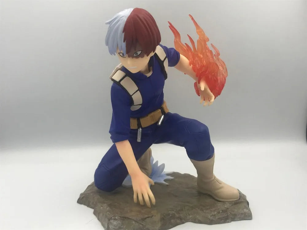 Action figure di Todoroki Shoto da 16cm, personaggio di My Hero Academia, marca Otaku Family Store Online, dettagliata e colorata.