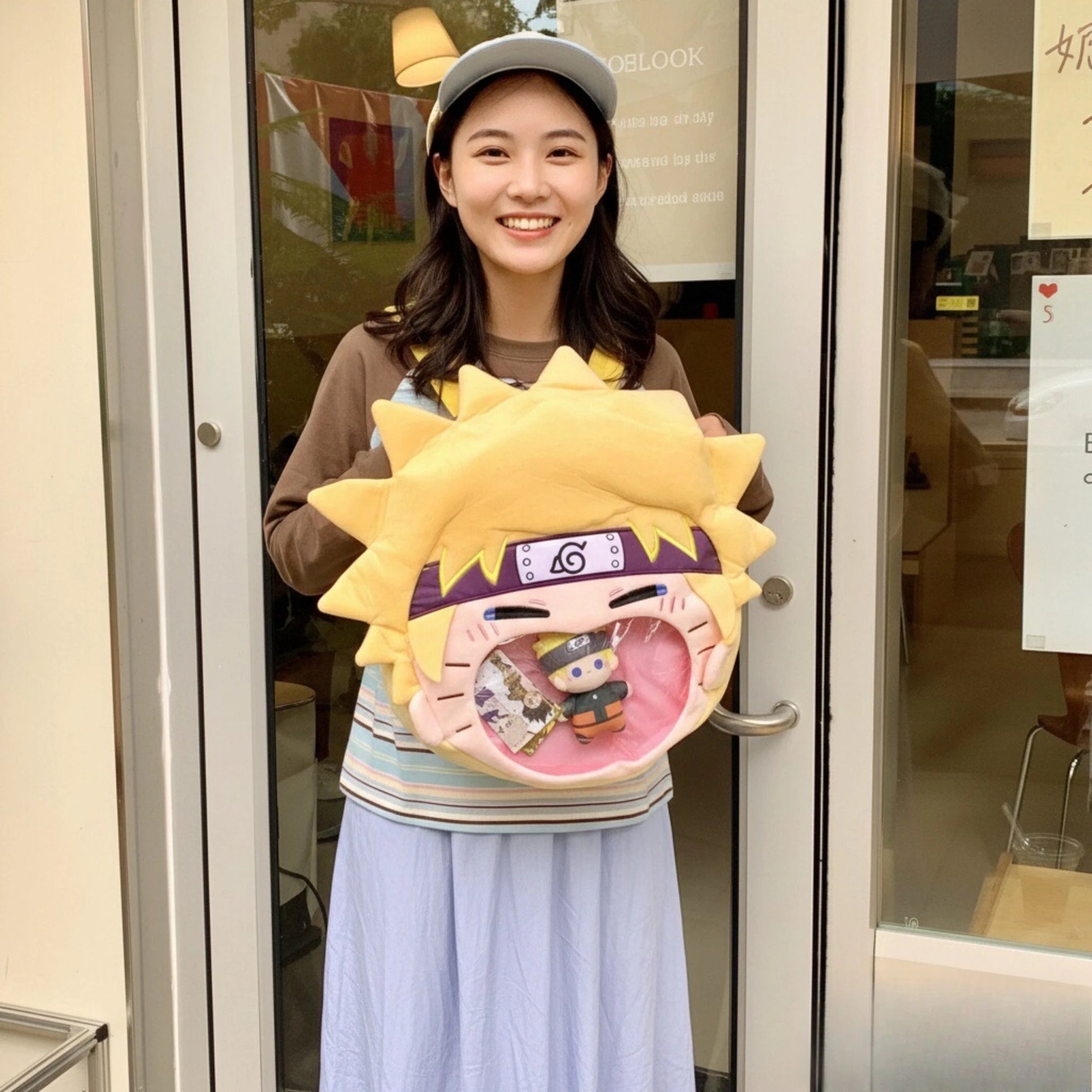 Zaino ITABAG Naruto Sasuke e Gaara, gadget anime Otaku Family Store, con personaggi colorati e dettagli vivaci.