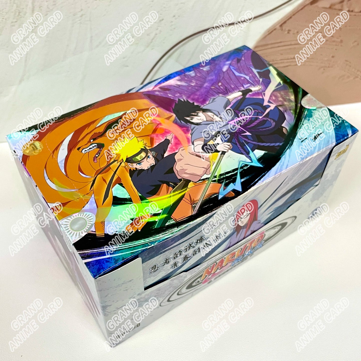 Scatola di booster con carte Naruto della collezione KAYOU, ufficiale T2W9 e T4W8, con carte illustrate e dettagli sul packaging