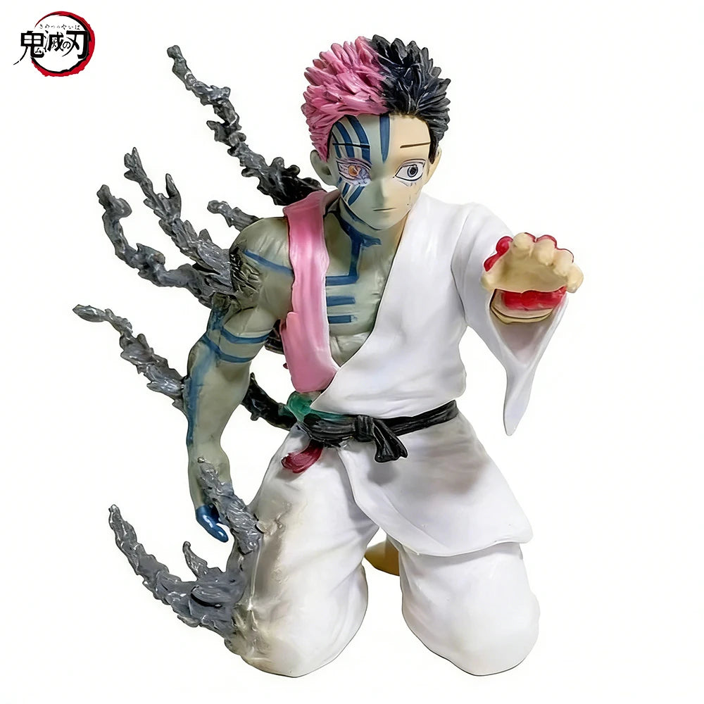 Figura d'azione Akaza Demon Slayer, modello in PVC di 14 cm, rappresenta il personaggio anime con dettagli realistici e dinamici.