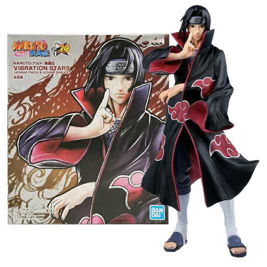 Figura da collezione di Itachi Uchiha GK, il genio dell'Akatsuki, in posa con dettagli accurati e finiture di alta qualità.