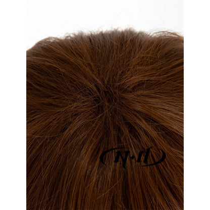 Parrucca cosplay Light Yagami Death Note, capelli castano chiaro, alta qualità Kanekalon, ideale per Halloween e costumi anime.