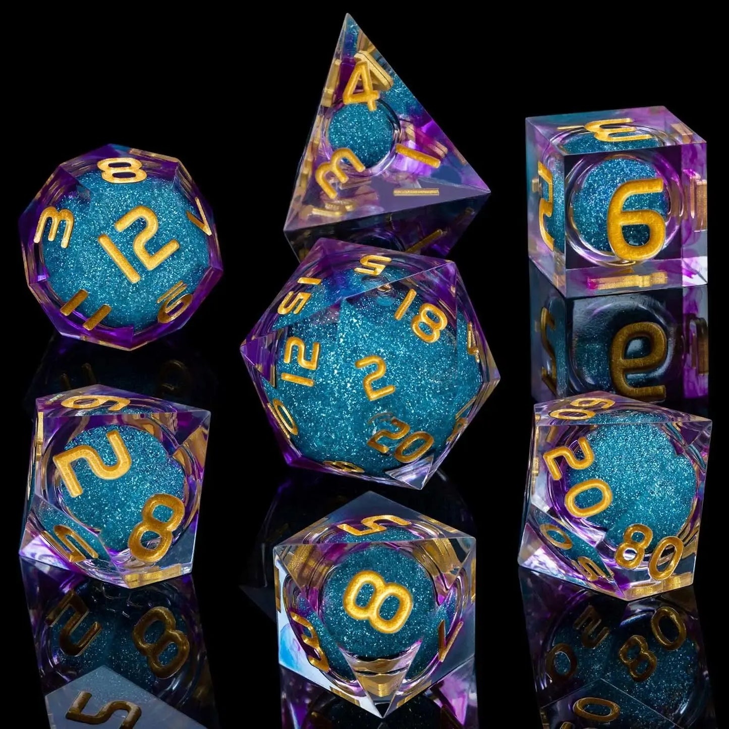 Set di 6 dadi in resina liquida con bordi affilati, gadget della collezione RPG Otaku Family Store Online.