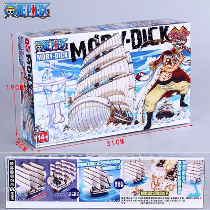 Figura d'azione One Piece All Pirate's Boat di Otaku Family Store, modello dettagliato della nave dei pirati della serie anime.