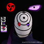 Maschera cosplay Uchiha Obito Sharingan Akatsuki Naruto, maschera rossa con simboli neri, perfetta per costume cosplay.