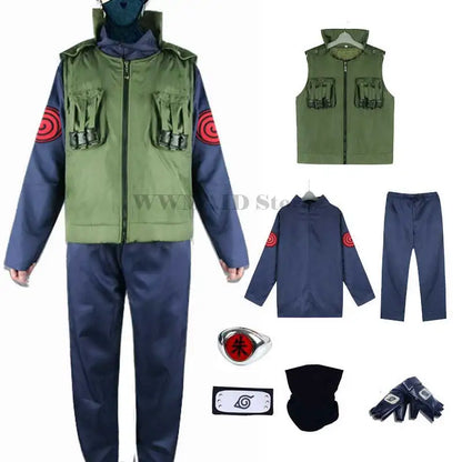 Cosplay di HATAKE KAKASHI con costume e dettagli autentici ispirati a Naruto, perfetto per i fan del personaggio ninja.
