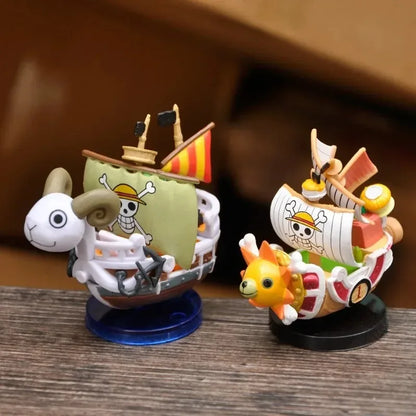 Figurina da collezione One Piece Luffy, personaggio anime, action figure di 7 cm, dettagliata e vibrante.