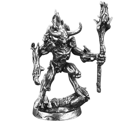 Miniatura di spirito della natura in metallo non verniciato, figura di dryad in peltro senza piombo per gioco di ruolo e wargame.