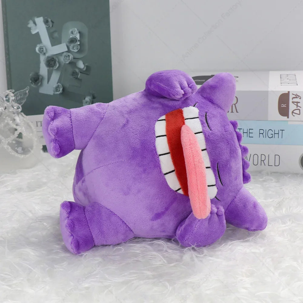 Peluche Gengar di Pokémon, morbido e grande, con dettagli colorati, ideale come giocattolo e decorazione in stile anime.