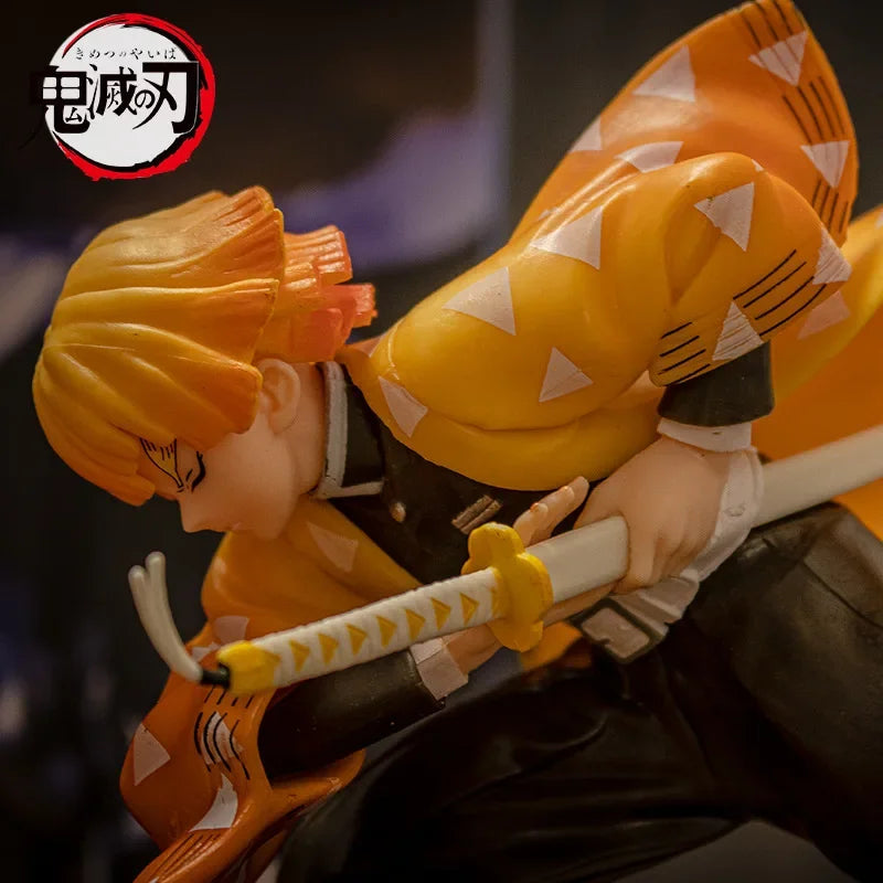 Action figure di 15cm di Agatsuma Zenitsu da Demon Slayer, modello di anime, figura da collezione Otaku Family Store Online