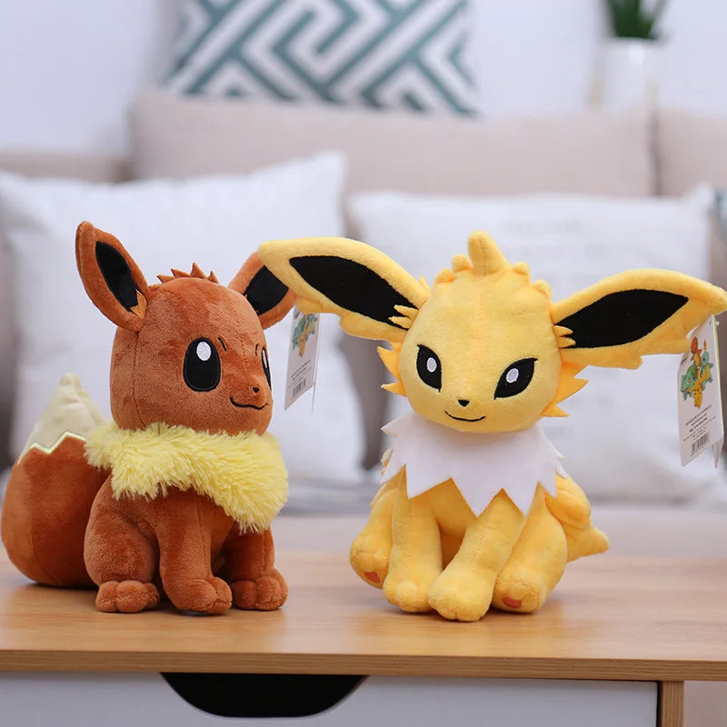 Peluches di Pokémon Pikachu, Charizard, Gengar, Squirtle, Espeon, Glaceon e Umbreon, gadget morbidi e colorati di Otaku Family Shop