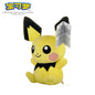 Peluche gadget Pokémon con Gengar, Mimikyu, Pikachu e Charizard, morbide e colorate, ideale per collezionisti e appassionati.