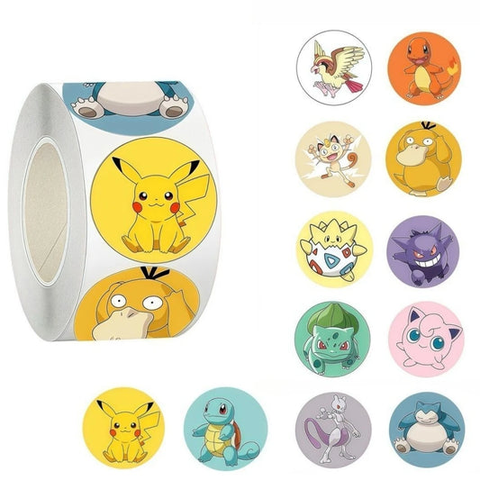 Roll di 500 adesivi decorativi Pikachu Pokémon in PVC, perfetti per personalizzare laptop e gadget con stile anime.