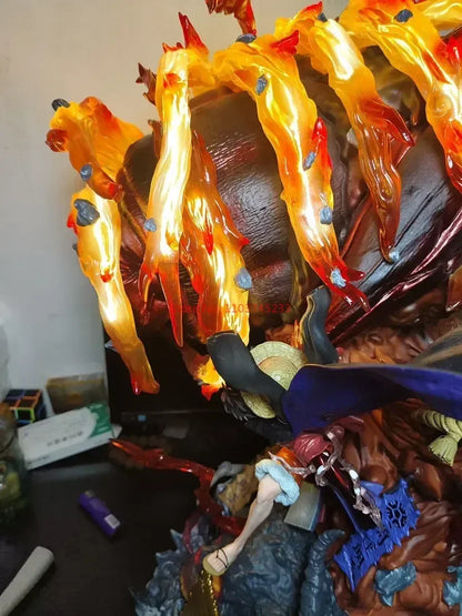 Action figure Rufy — Yehuo Lufei Model LED da 23cm, figura da collezione di Otaku Family Store Online, dettaglio con luci LED.