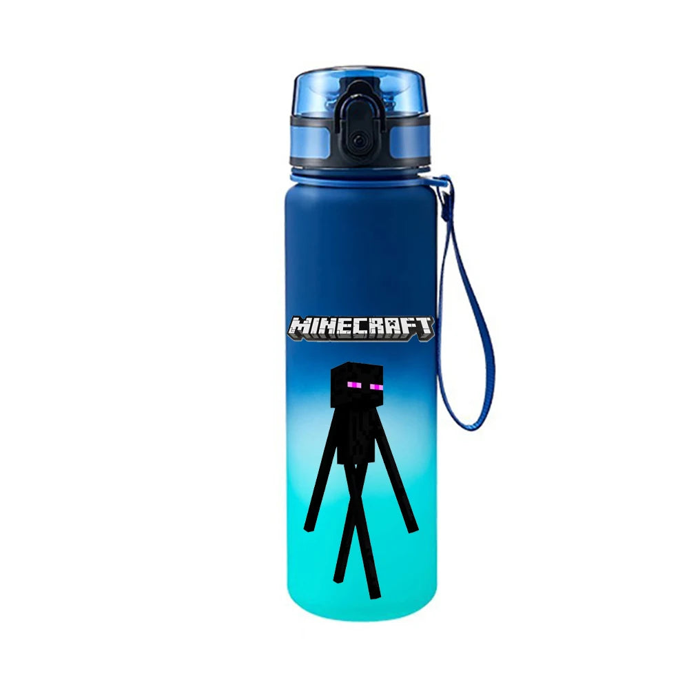 Borraccia d'acqua in plastica da 650ml stile pixel di Minecraft, resistente, senza perdite, ideale per sport e outdoor, marca Otaku Family.