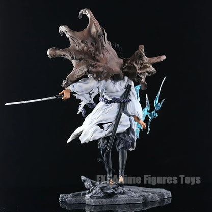 Action figure Sasuke Uchiha Bandai in scala 1/6, personaggio Naruto, dettagliato e posabile, con abiti e accessori realistici.