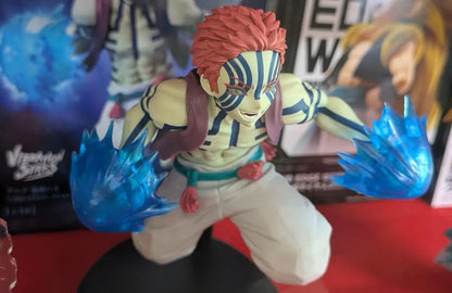 Figura d'azione Akaza Demon Slayer Banpresto Vibration Stars Plus, 14cm, con dettagli realistici e stile anime.