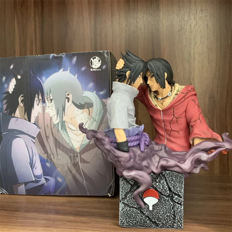 Figura d'azione Sasuke e Itachi Uchiha di 17cm della serie Naruto, dettagliata e realistica, di Otaku Family Store.