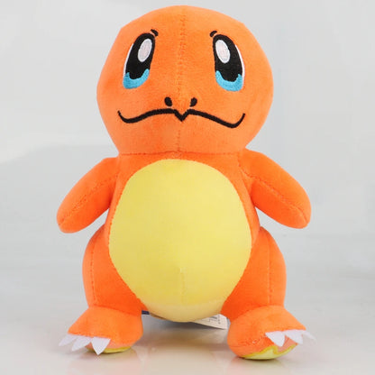 Peluches di Pokemon come Pikachu, Charizard, Gengar, Squirtle, Espeon, Glaceon, Umbreon, gadget morbidi e colorati.