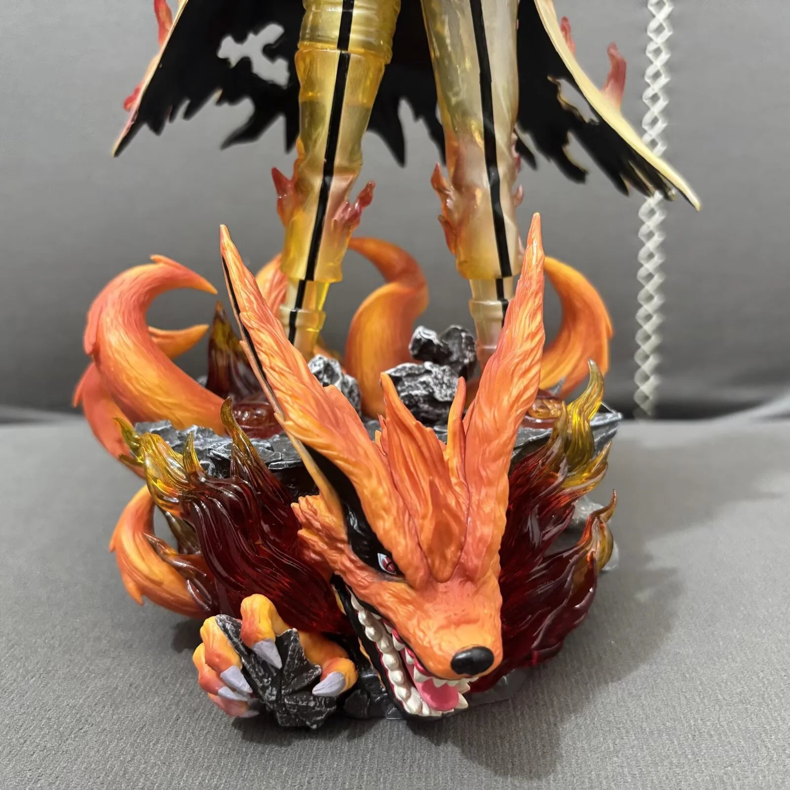 Figura d'azione Naruto Uzumaki padre e figlio in edizione limitata, 31 cm, in PVC, mostrata in dettaglio.