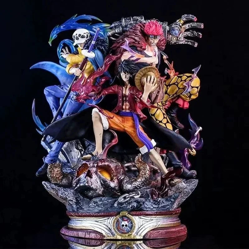 Figura d'azione One Piece di Luffy e Trafalgar Law, 20 cm in PVC, dettagliata e colorata, rappresenta i due capitani.