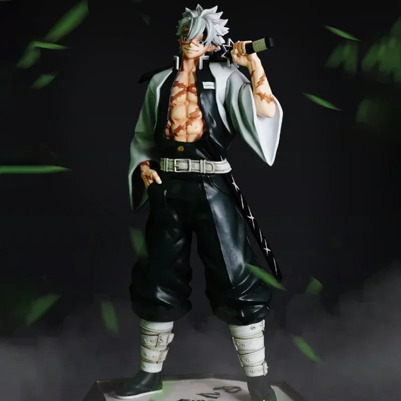 Figura anime Sanemi Shinazugawa di Demon Slayer, altezza 30cm, action figure dettagliata, personaggio con spada, collezione anime.