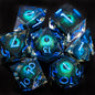 Set di dadi Dragon Eye di Otaku Family Store, dadi a nervature affilate con nucleo liquido, perfetti per D&D e Pathfinder.