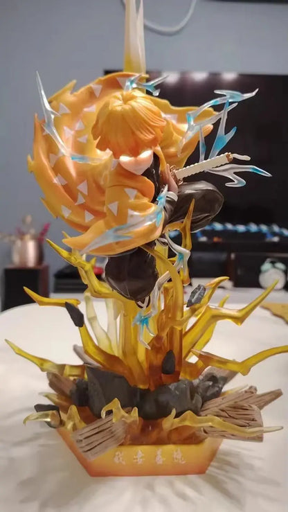 Figura da collezione Demon Slayer Agatsuma Zenitsu, statua in PVC con doppia testa e luci LED, figura anime dettagliata.
