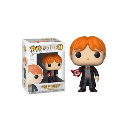 Funko Pop Harry Potter con figurine di Hermione, Ron, Malfoy, Dumbledore, Hedwig e Fawkes, personaggi della serie Harry Potter.