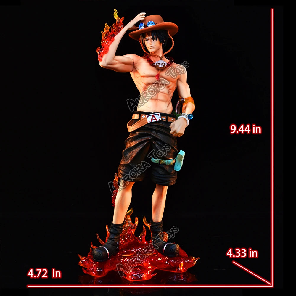 Figura d'azione ACE One Piece di Otaku Family Store, altezza 24cm, dettagliata e colorata, ideale per collezionisti e fan anime.