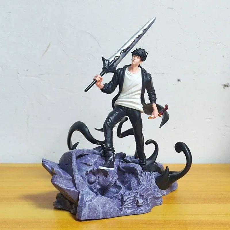 Action figure Commander Igris, il Cavaliere delle Ombre di Sung Jin-Woo, dettaglio di alta qualità, pose dinamiche, collezione Otaku Family.